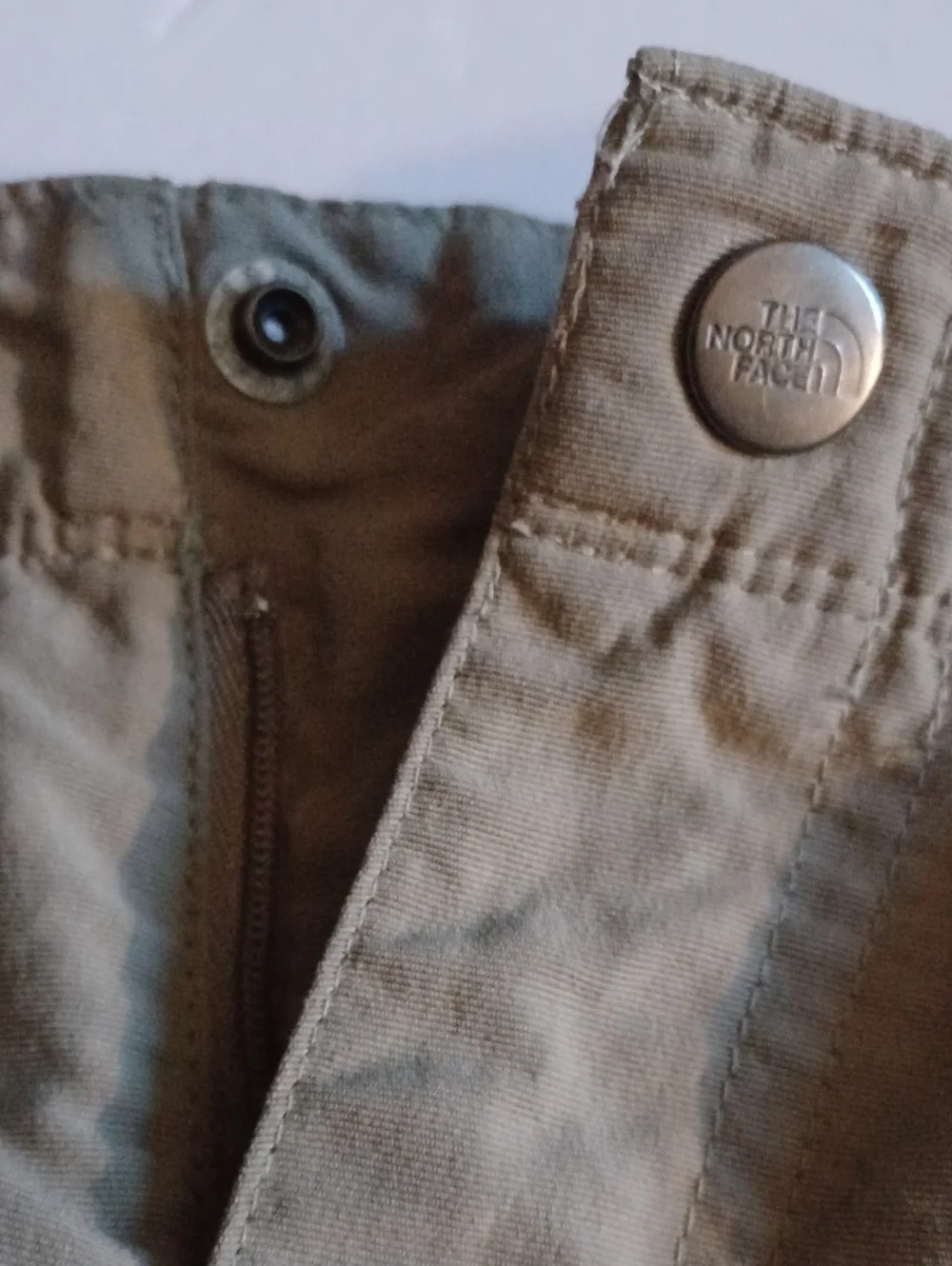 The North Face Men's Khaki Nylon Cargo Shorts Size L